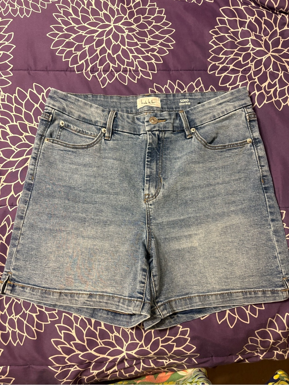 Nicole Miller New York Soho High-Rise light wash denim shorts